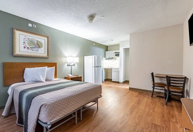 فندق Hometowne Studios By Red Roof Atlanta Ne – Norcross South