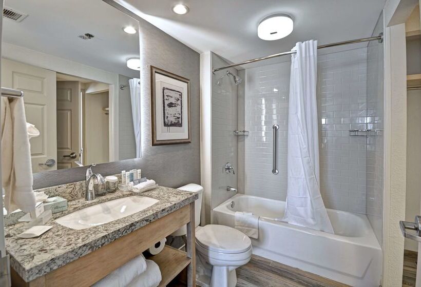 هتل Homewood Suites By Hilton Bostonpeabody