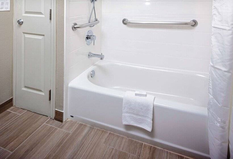 בית מלון כפרי Homewood Suites By Hilton Ft. Worthbedford