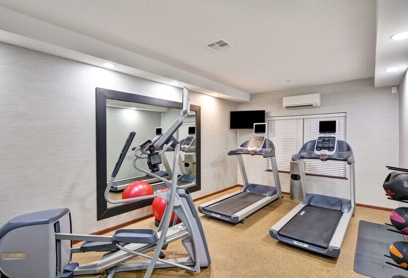 בית מלון כפרי Homewood Suites Kansas City/overland Park