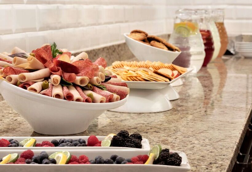 호텔 Homewood Suites Toledo Maumee