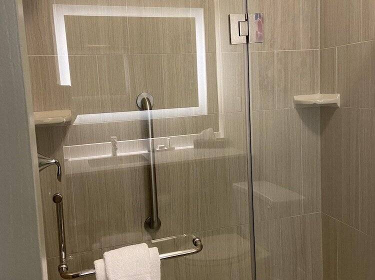 فندق La Quinta By Wyndham Kokomo