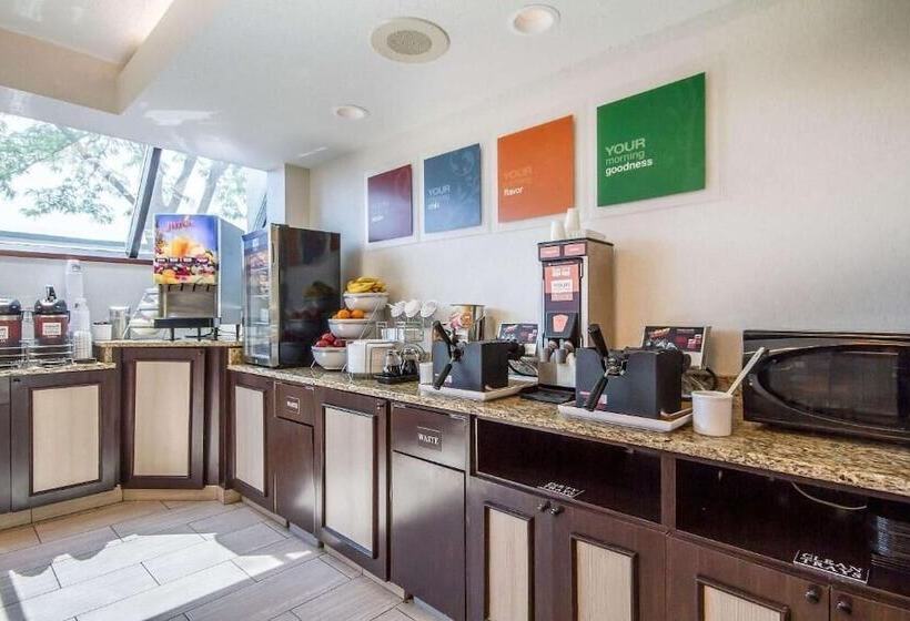 هتل Fairfield By Marriott Inn & Suites Madison South