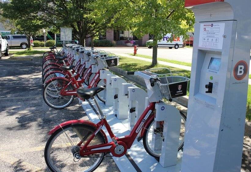 هتل Fairfield By Marriott Inn & Suites Madison South