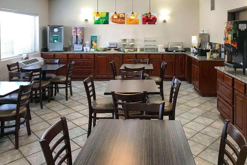 Отель Quality Inn Denver Westminster