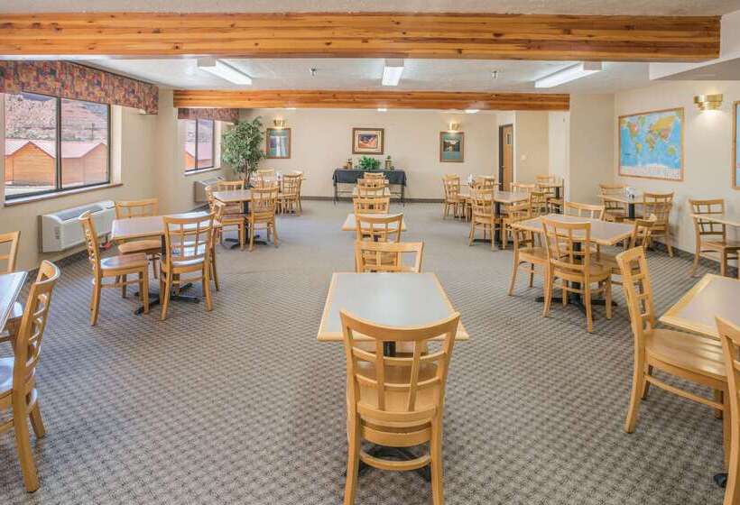 هتل Quality Inn Kanab National Park Area