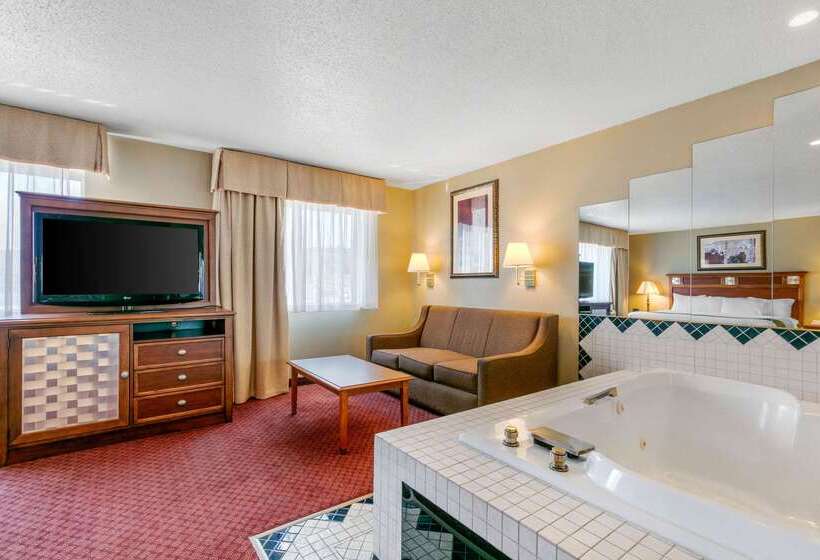هتل Quality Inn Near Monument Health Rapid City Hospital