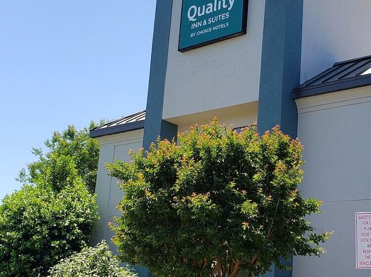 ホテル Quality Inn & Suites Clemmons I40