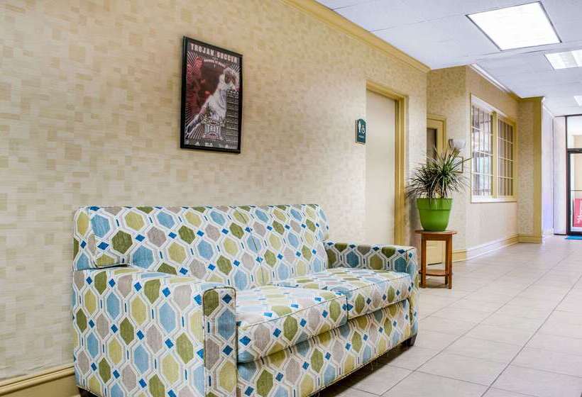 فندق Quality Inn University Area