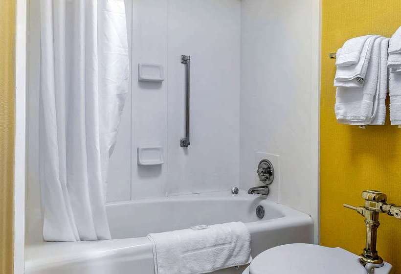 فندق Quality Inn University Area