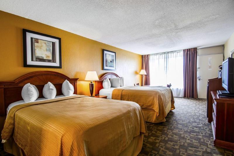 فندق Quality Inn University Area