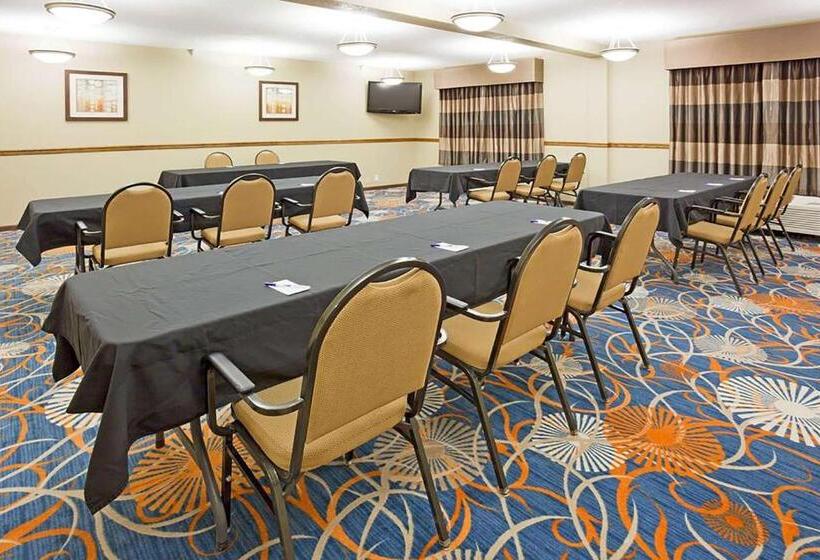 هتل Stay Suites Formerly Known As Days Inn & Suites By Wyndham La Crosse Onalaska
