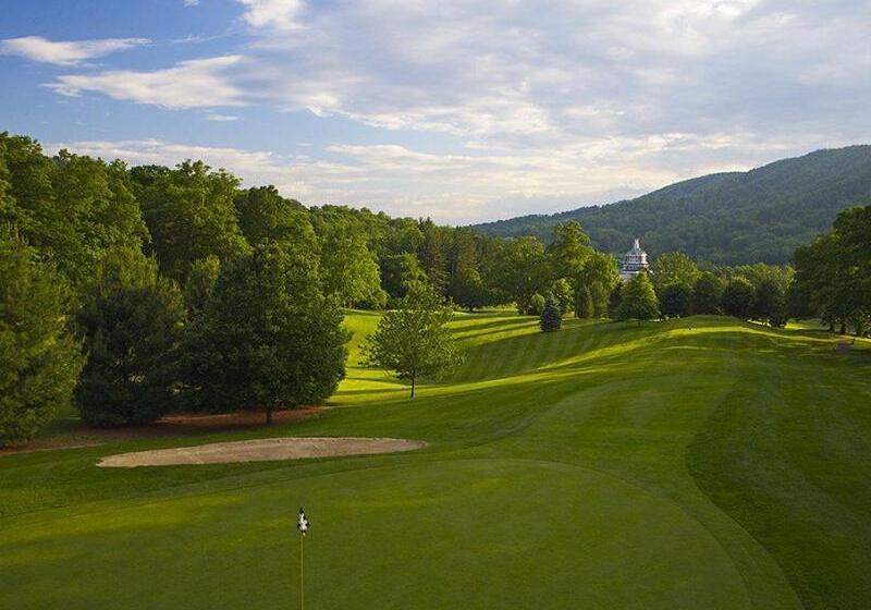 酒店 The Omni Homestead Resort & Spa