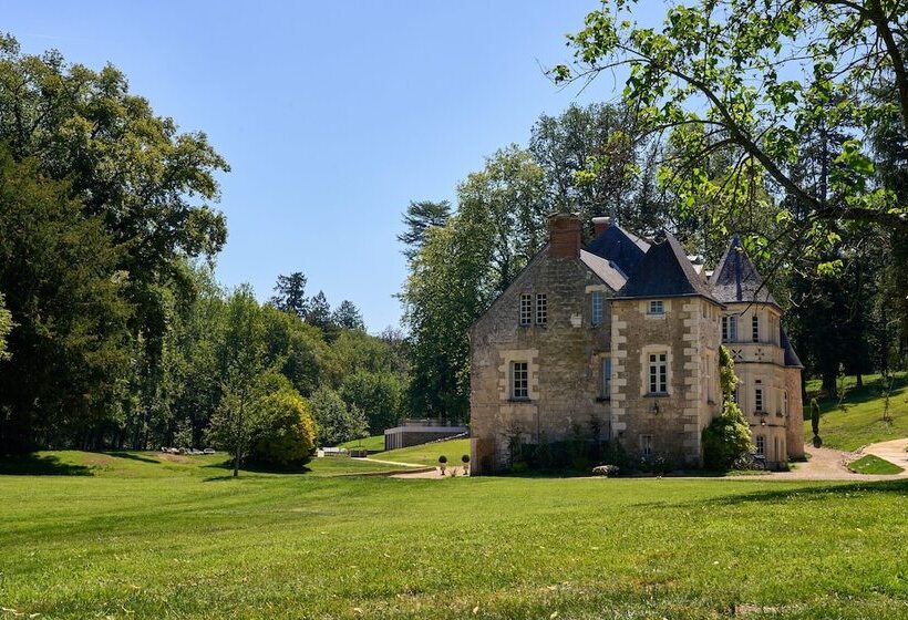 مبيت وإفطار Domaine De La Commanderie De Ballan
