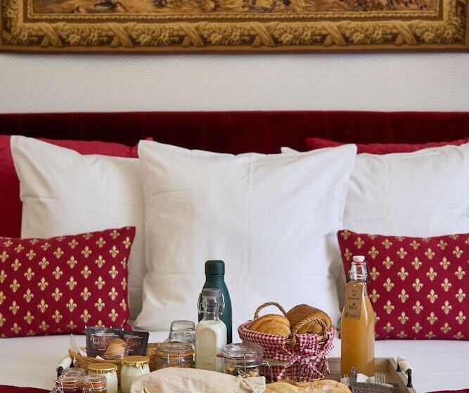 צימר Domaine De La Commanderie De Ballan