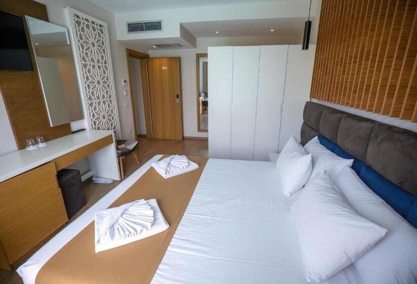 فندق Vinea Resort