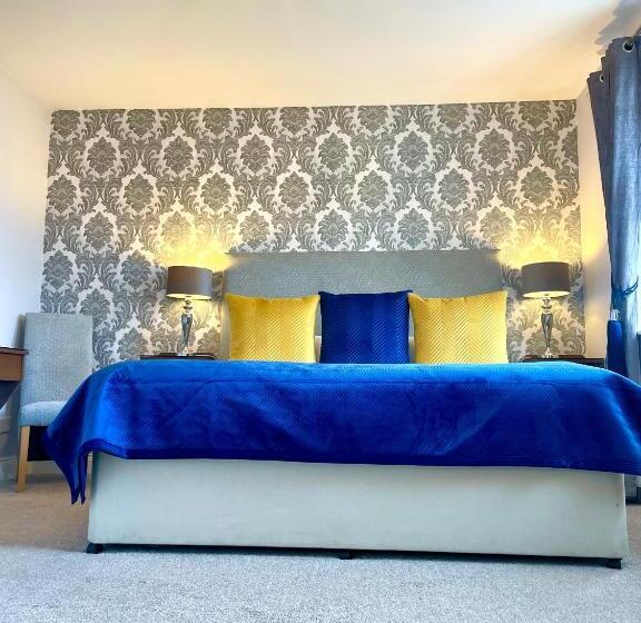 بنسيون Killaran House