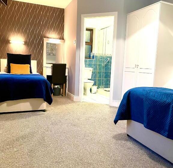 بنسيون Killaran House