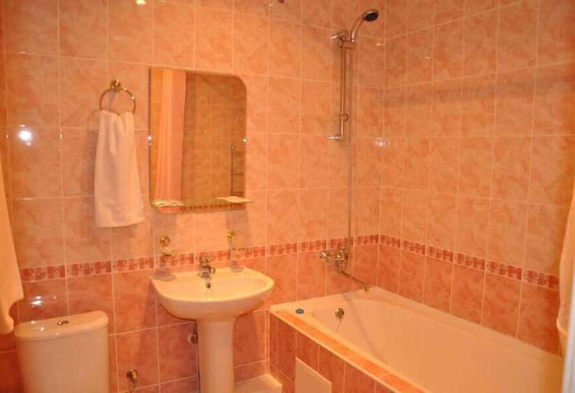 فندق Ataman