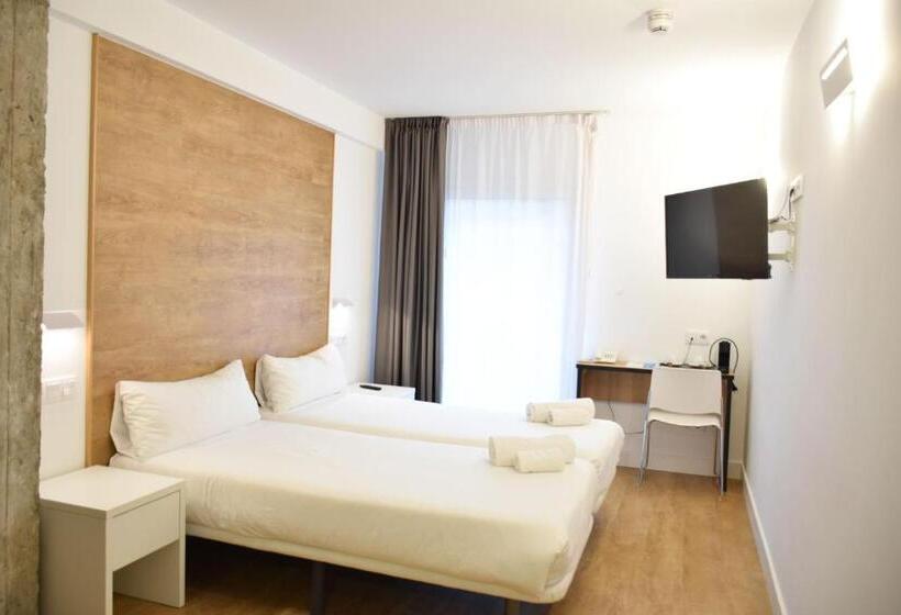 فندق Uma Suites Ondarreta