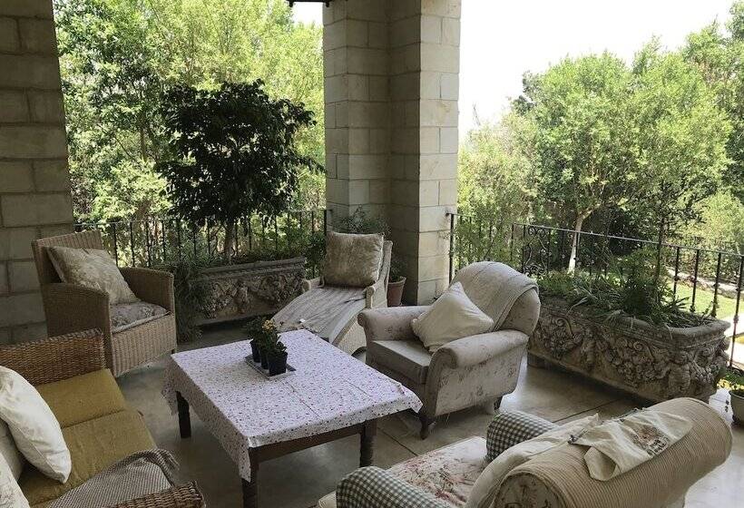 بنسيون Creek Lane Guest House