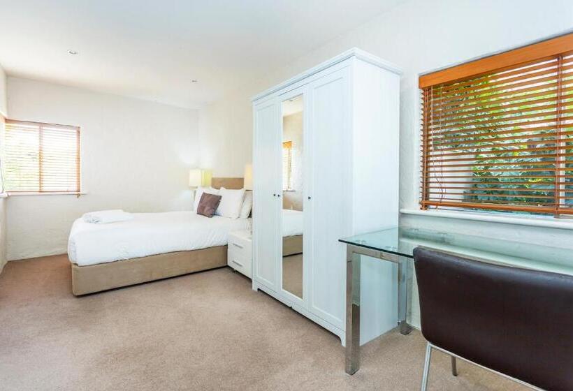 Como Mezzanine Retreat   Executive Escapes