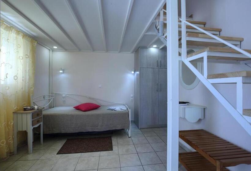 هتل Apartments Avra