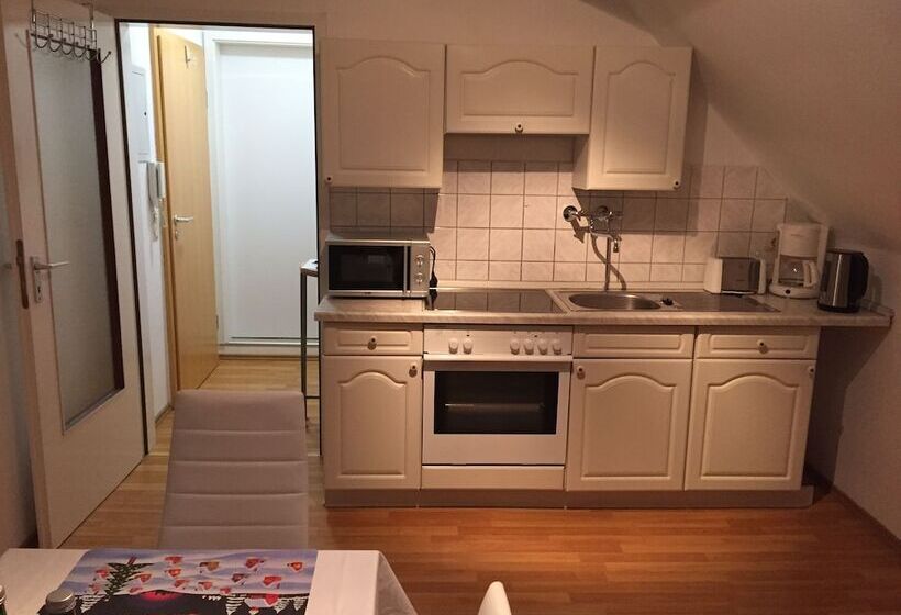 Lorenz Apartment 2