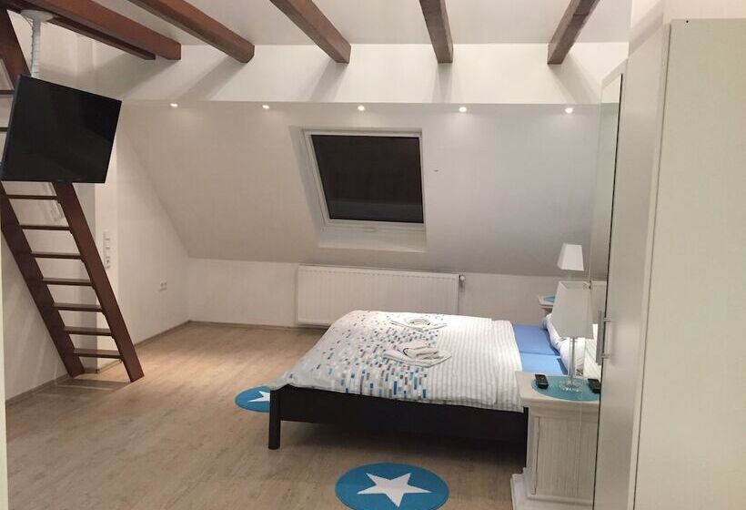 Lorenz Apartment 2