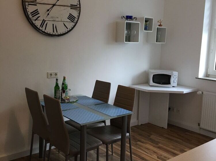 Lorenz Apartment