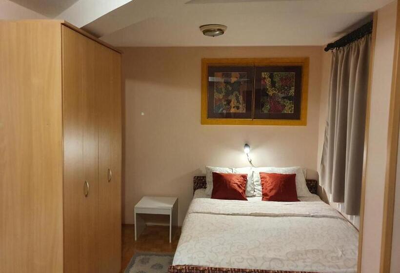 پانسیون Malgo