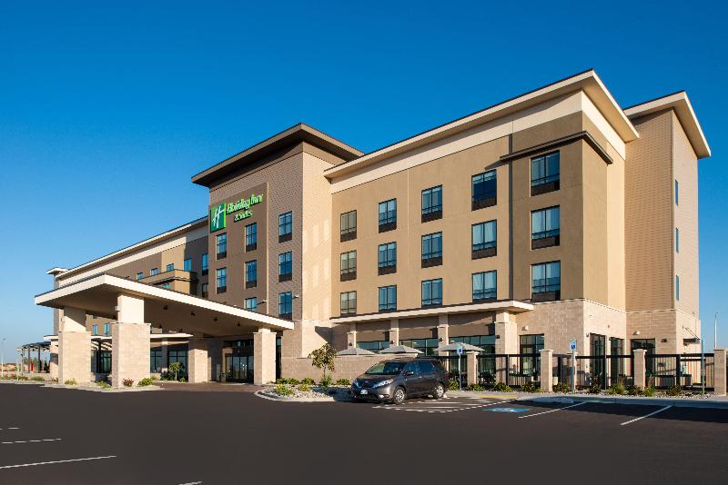 בית מלון כפרי Holiday Inn & Suites   Idaho Falls, An Ihg