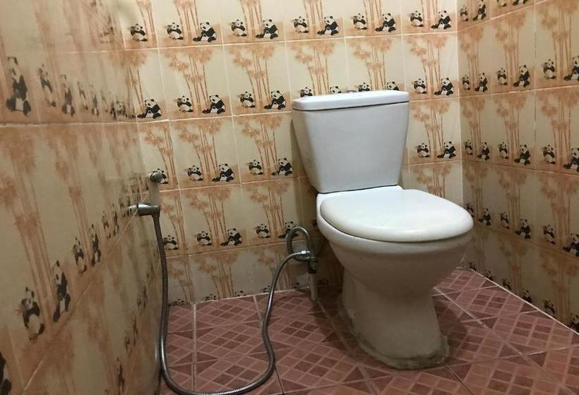 هتل Oyo 2144  Rapos