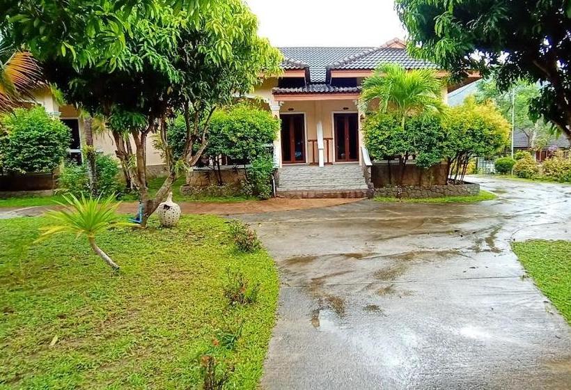 استراحتگاه Happy Lagoon Bungalow