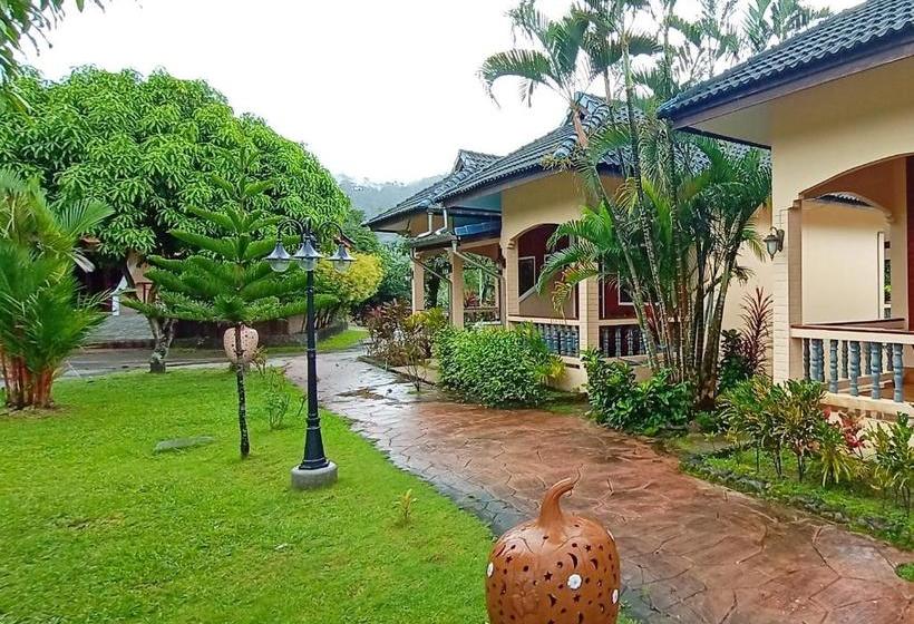 استراحتگاه Happy Lagoon Bungalow