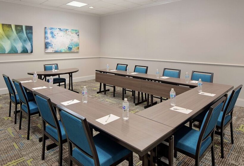 هتل Hampton Inn Louisville Downtown