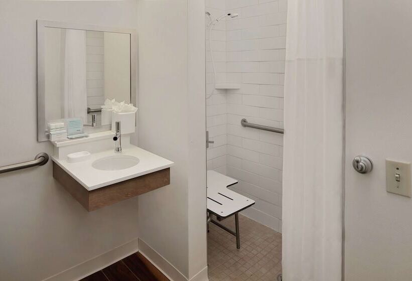 هتل Hampton Inn Louisville Downtown