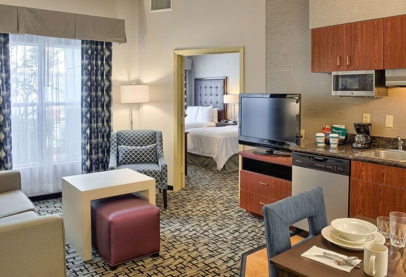 هتل Homewood Suites By Hilton Mobile Airport University Area
