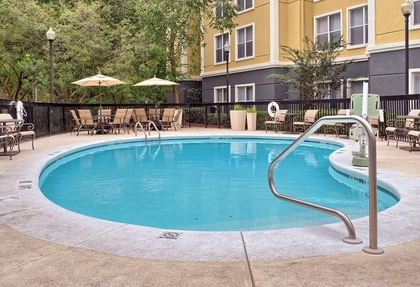 هتل Homewood Suites By Hilton Mobile Airport University Area