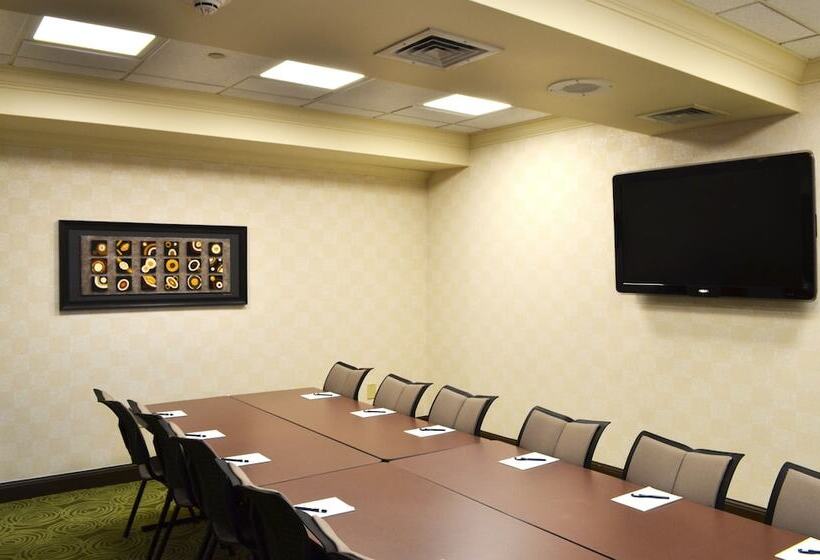 فندق Homewood Suites By Hilton Reading