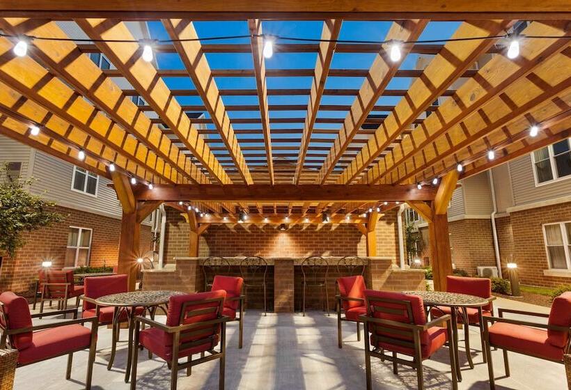 فندق Homewood Suites By Hilton Reading