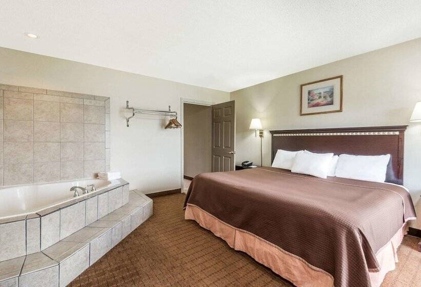 هتل Howard Johnson By Wyndham Springfield