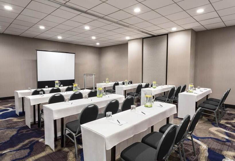 هتل Hyatt Regency Rochester