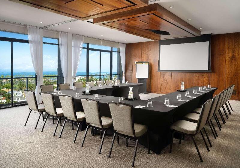 בית מלון כפרי La Jolla Curio Collection By Hilton