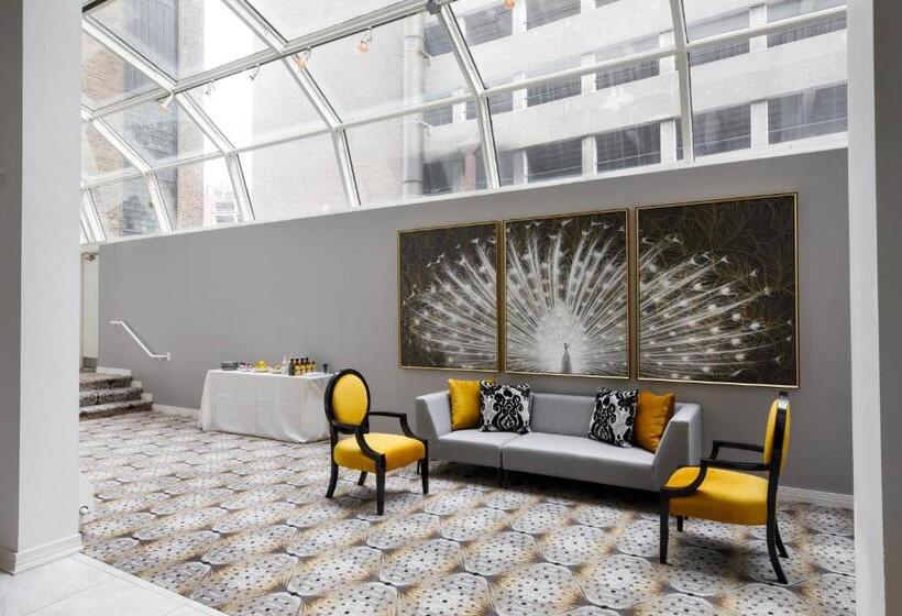 هتل Metro, Autograph Collection