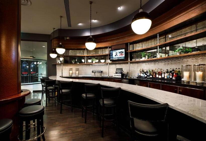 هتل Metro, Autograph Collection