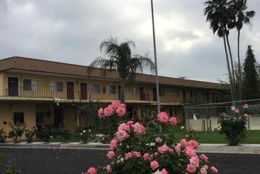 مُتل Hudson House