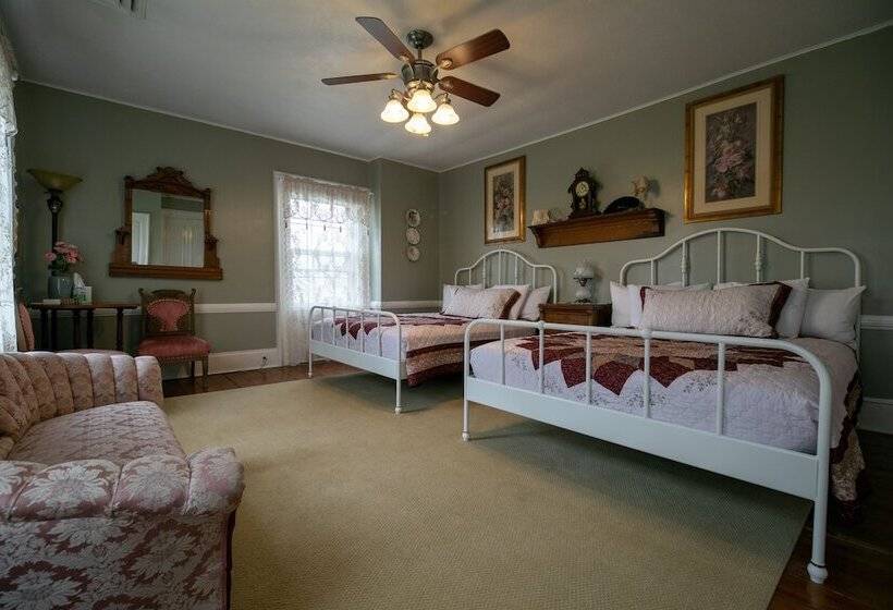 צימר Willard Richards Inn