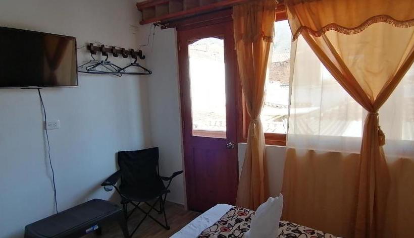 پانسیون Apartahotel Margaritas De La Villa