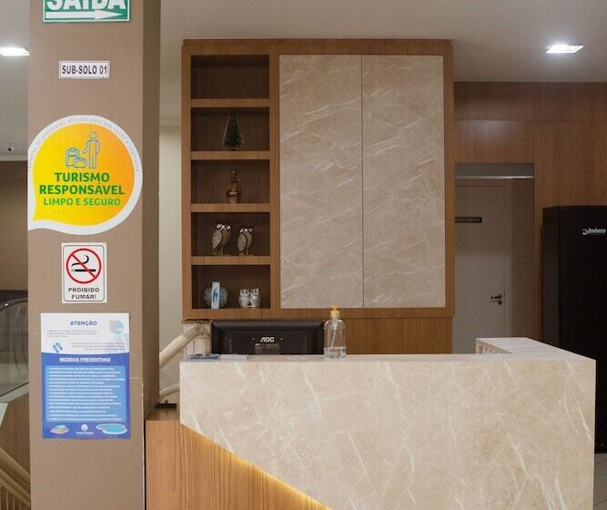 ペンション Pousada Center Piratuba